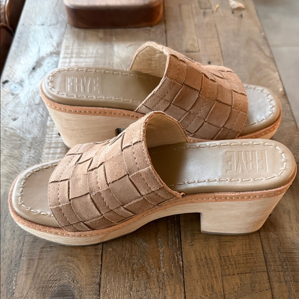 Frye Women's Brown Woven Suede Clogs